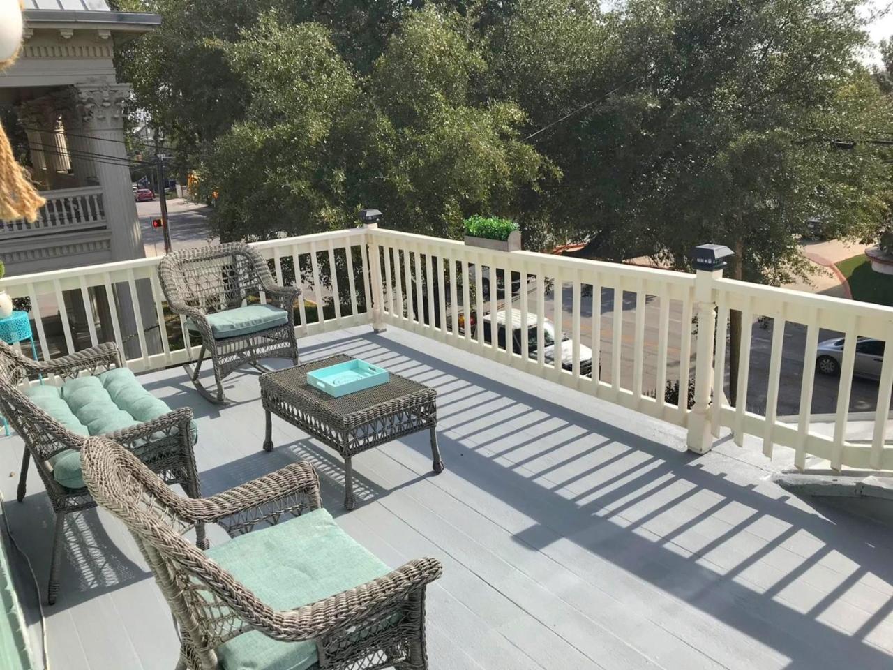 Hotel Luxury Vacation House With Hot-Tub, Private Patio & Bbq Area, Minutes From Downtown Riverwalk San Antonio Exterior foto